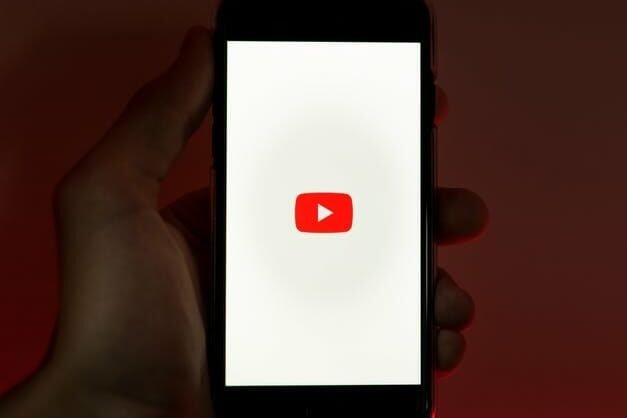 YouTube has added video chapter previews and auto-translate captions to its search functions, allowing videos to reach a wider audience.