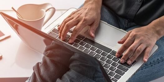 Consumers still look to blogging to learn, offering brands the chance to show their expertise | DMX Marketing Experts