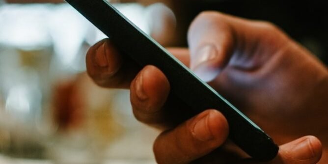 SMS marketing bounces back as quick responses and high engagement show its strength | DMX Marketing Experts SMS marketing bounces back as quick responses and high engagement show its strength | DMX Marketing Experts