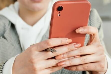 Consumer survey underlines the use of social media to connect users with products and brands | DMX Marketing Experts