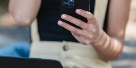 Mobile devices generated over 50% of global website traffic in the first part of 2021 | DMX Marketing Experts